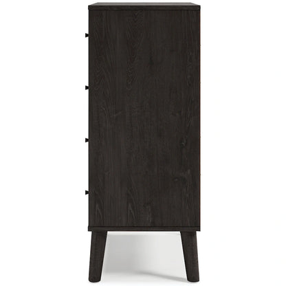 Signature Design by Ashley Piperton Chest